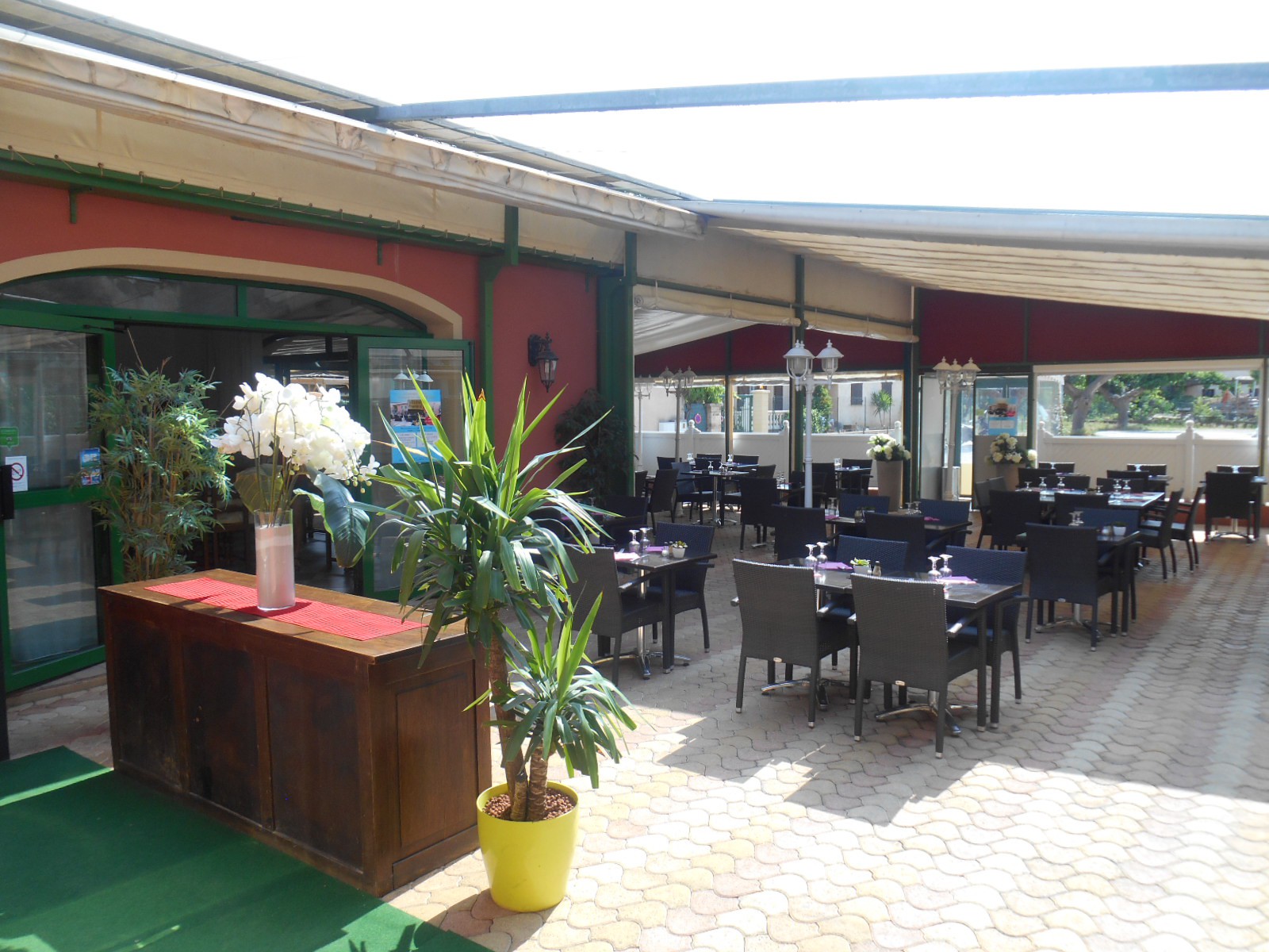 Le Bistrot ProvencalRestaurantBarPizzeriaPegomas Restaurant